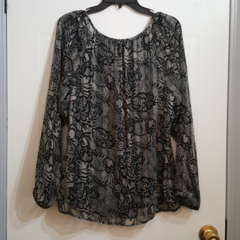 Blouse - Picture 6 of 7